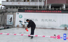 学校成立了朝彬为组长的食物平安应急练习训练