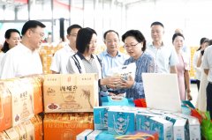 实现非常粮情全时段从动预警、储蓄粮程穿透式